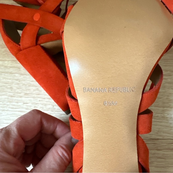 New Banana Republic Suede Strappy Lace up Sandals 8.5  Blovk Heels - Picture 7 of 10